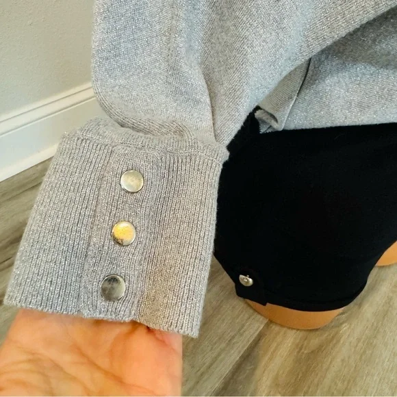 Loose Fit Top Off Shoulder Geometric Shimmer Sweater Size XS​​ - Picture 6 of 7